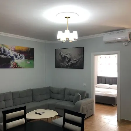 Topi Apartament